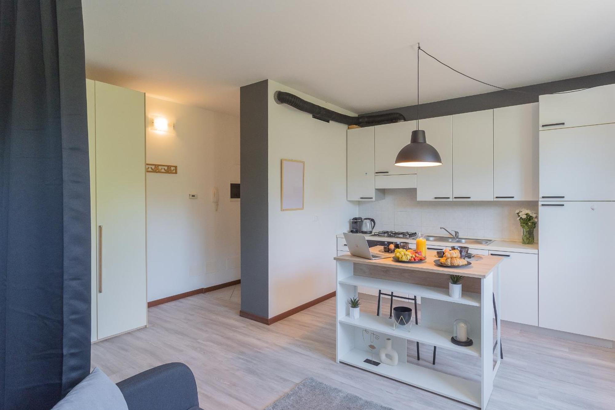 Black Loft Como By Rent All Como Zewnętrze zdjęcie