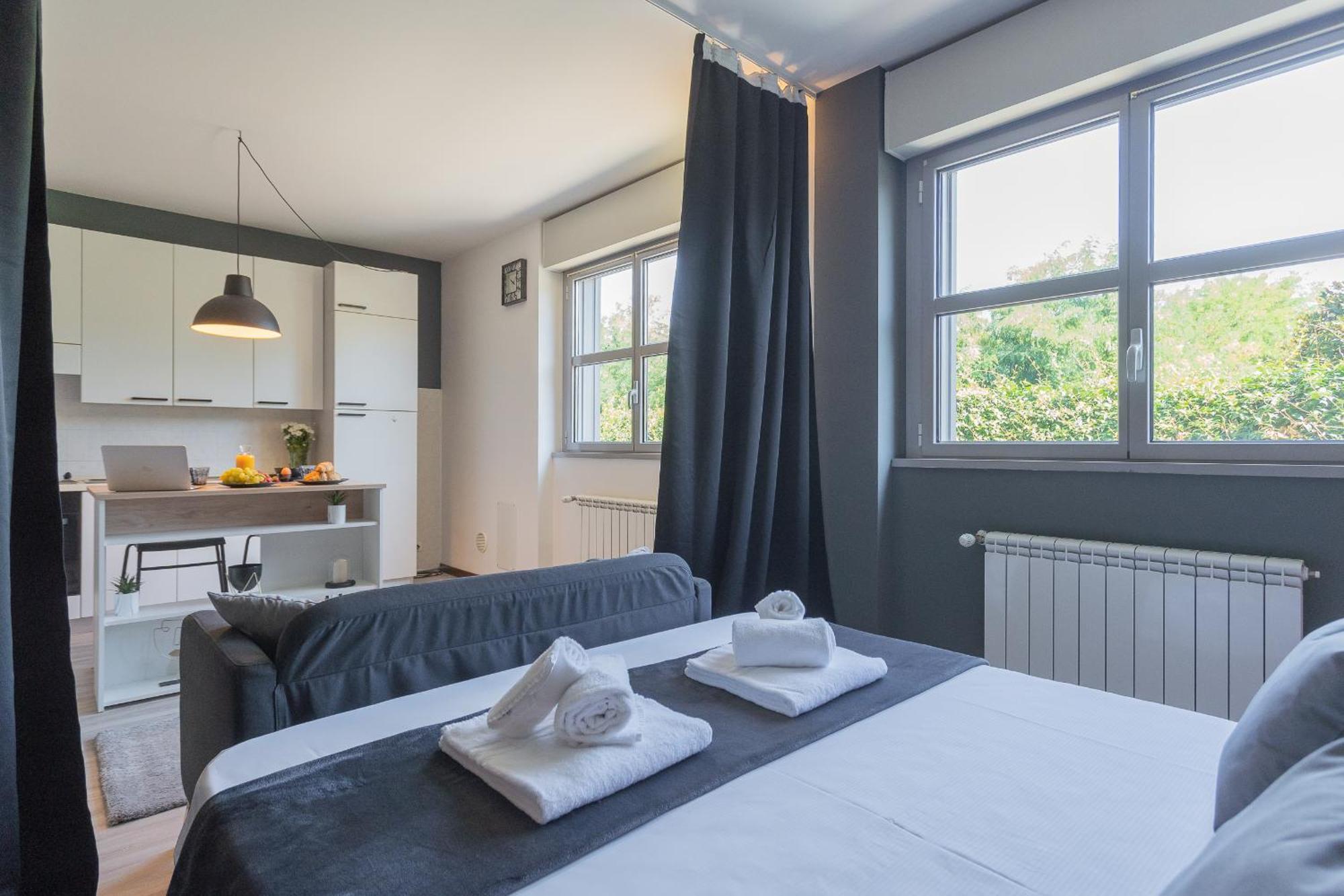 Black Loft Como By Rent All Como Zewnętrze zdjęcie