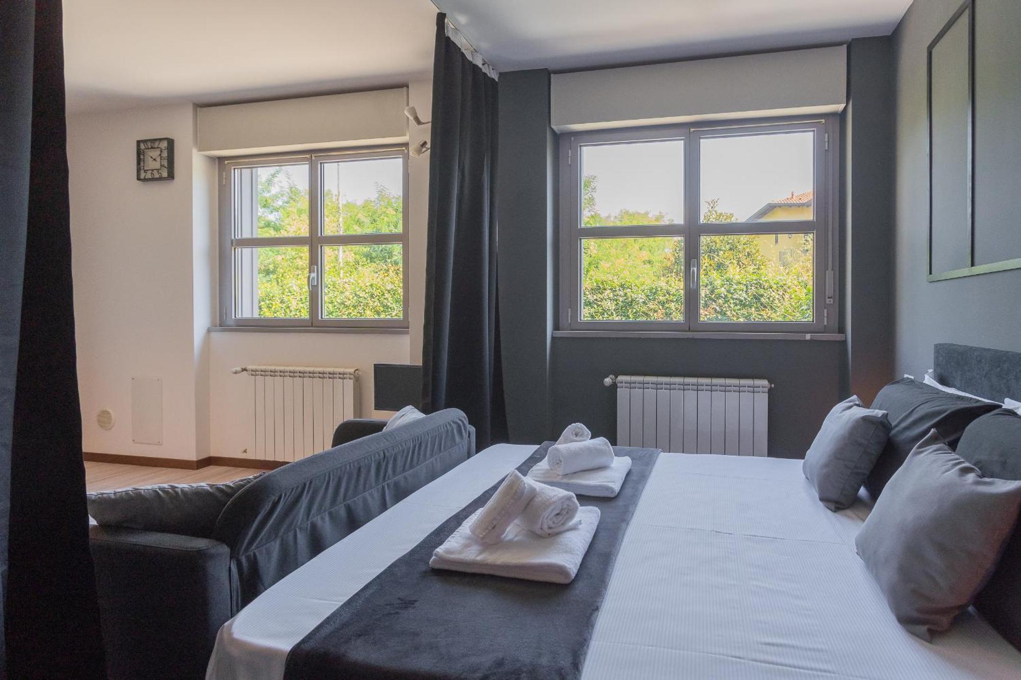 Black Loft Como By Rent All Como Zewnętrze zdjęcie
